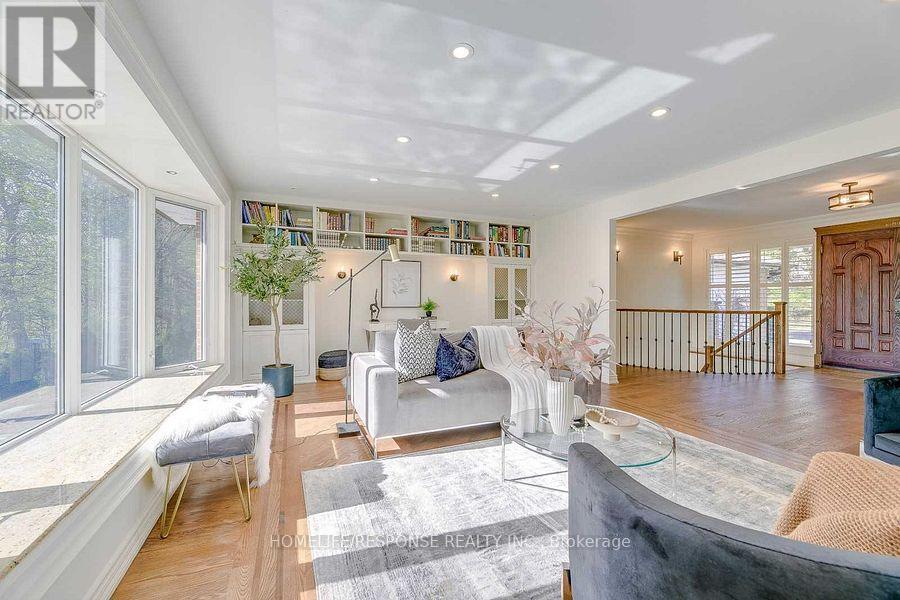 3640 Burnbrae Drive, Mississauga, ON - Indoor Photo Showing Other Room