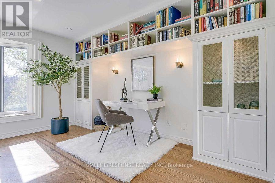 3640 Burnbrae Drive, Mississauga, ON - Indoor Photo Showing Other Room