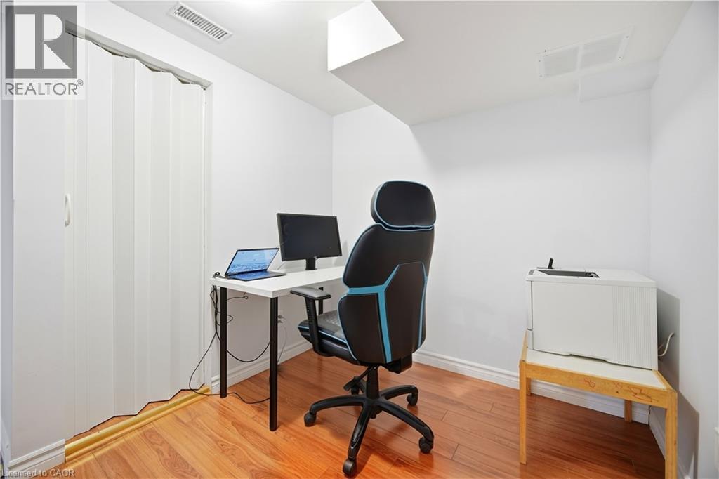 424 Jackson Street W, Hamilton, ON - Indoor Photo Showing Office