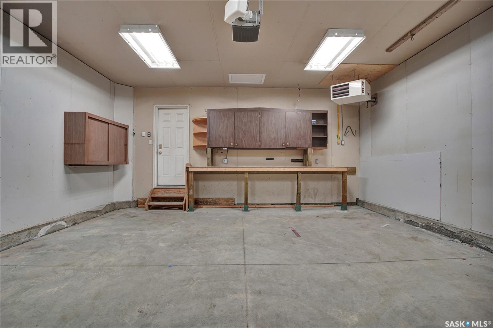 1131 Denham Rise, Saskatoon, SK - Indoor