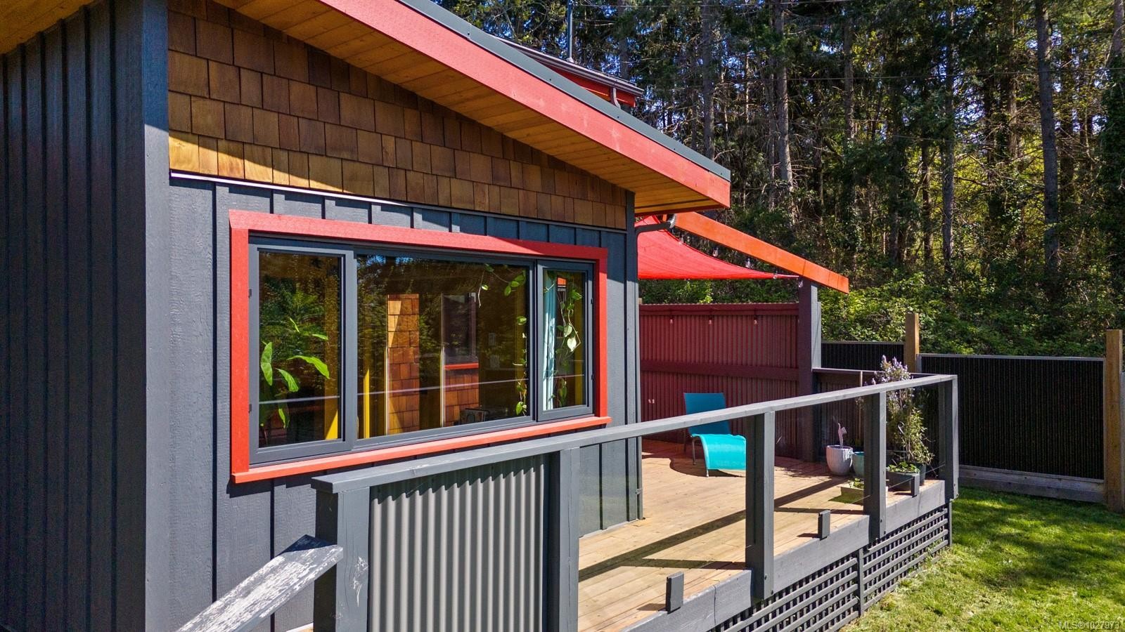 1304 Midden Rd, Comox, BC