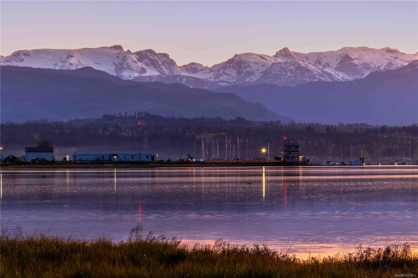 1304 Midden Rd, Comox, BC