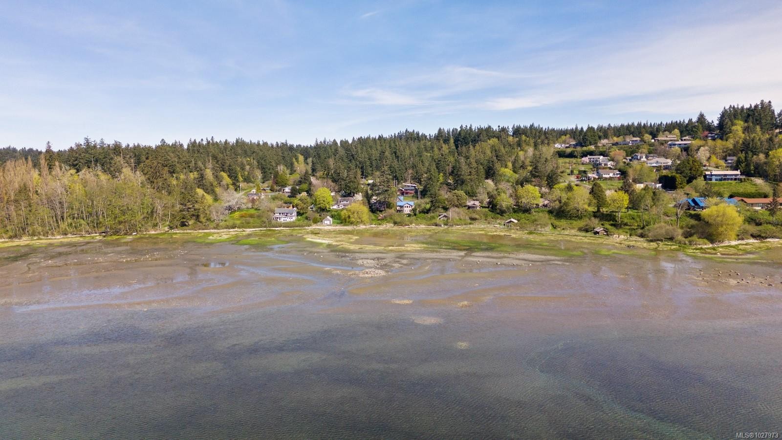 1304 Midden Rd, Comox, BC