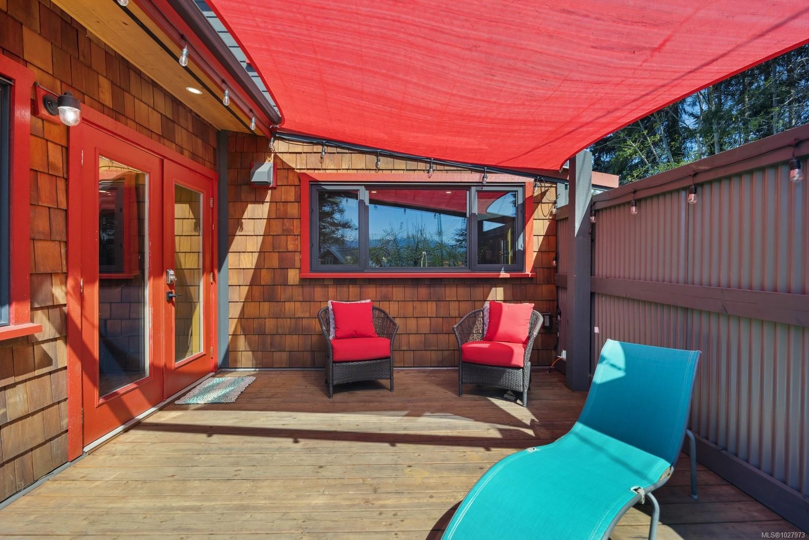 1304 Midden Rd, Comox, BC