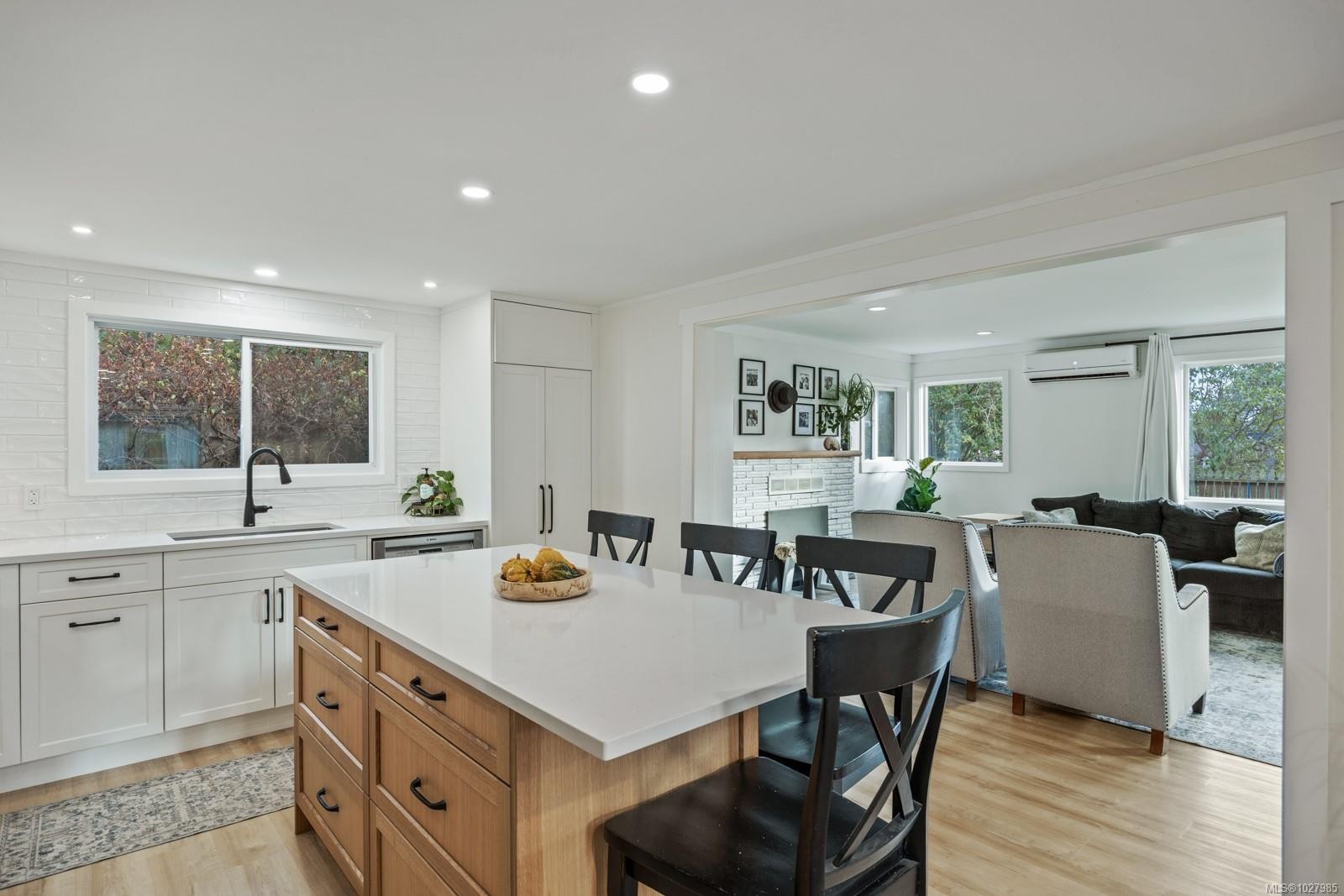 1314 Docliddle Rd, Comox, BC