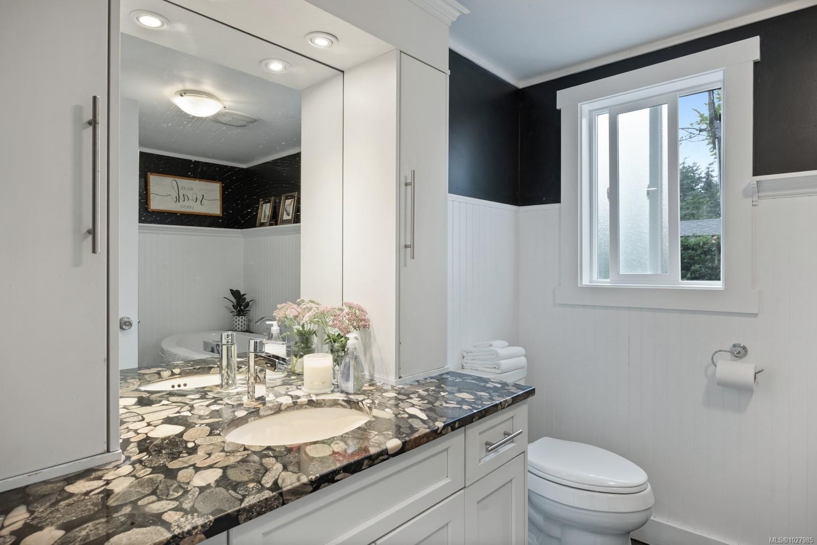 1314 Docliddle Rd, Comox, BC