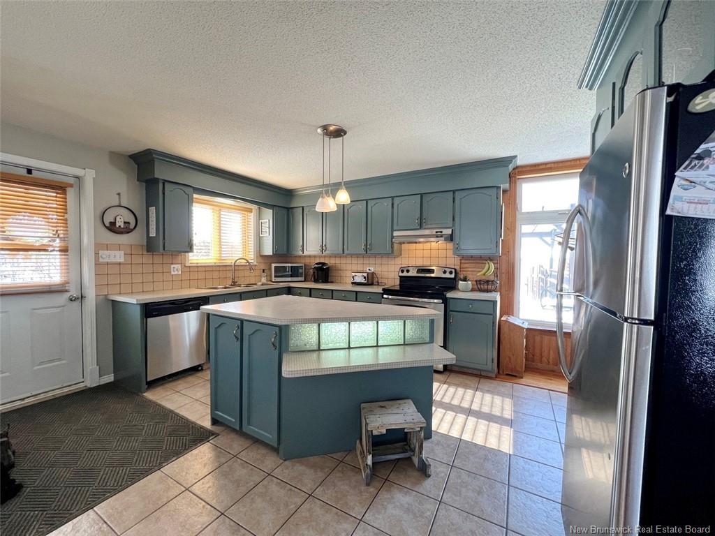 16 Des Érables Ave, Clair, NB