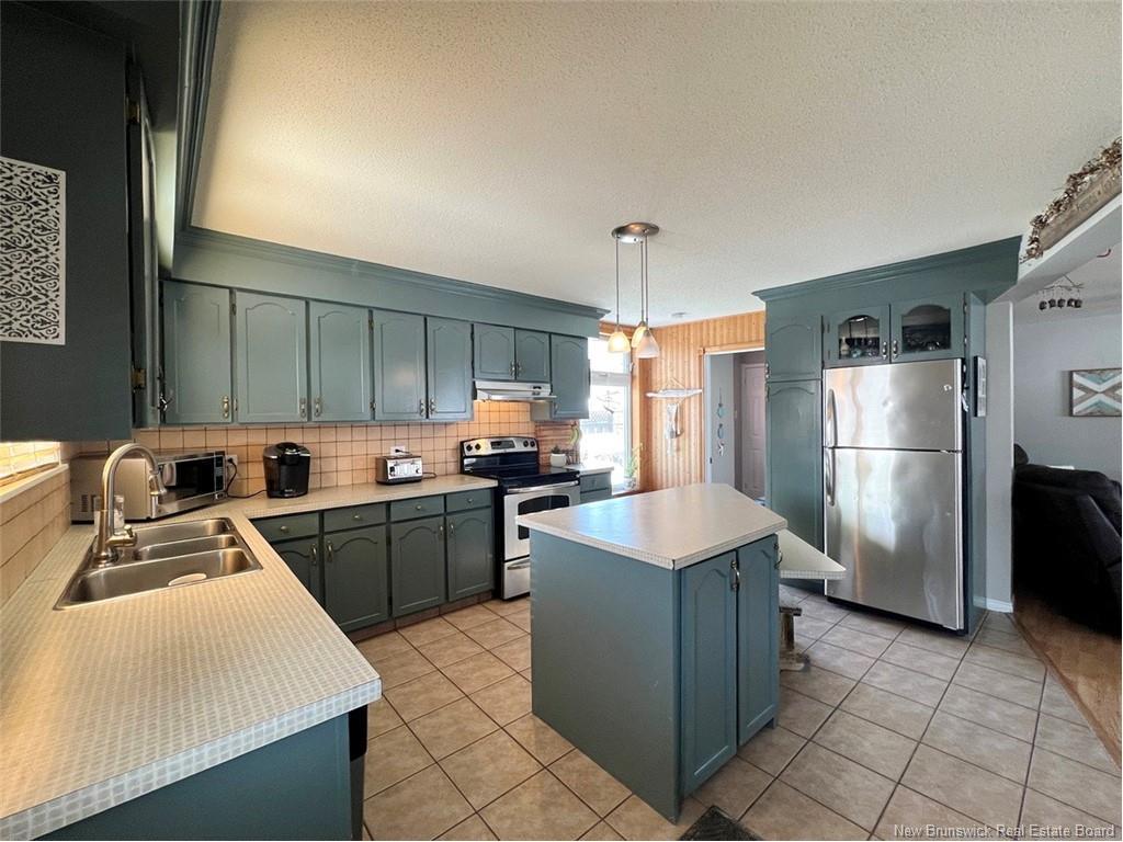 16 Des Érables Ave, Clair, NB