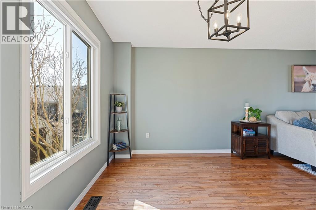 77 Morgan Drive, Caledonia, ON - Indoor Photo Showing Other Room