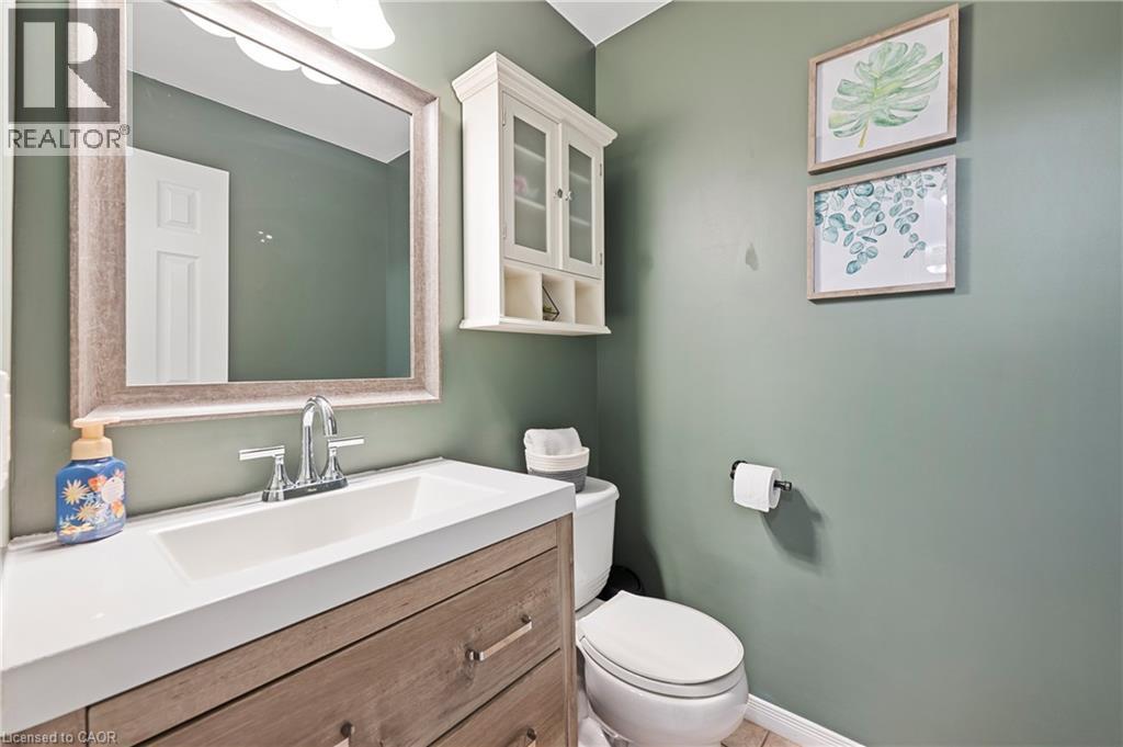 77 Morgan Drive, Caledonia, ON - Indoor Photo Showing Bathroom
