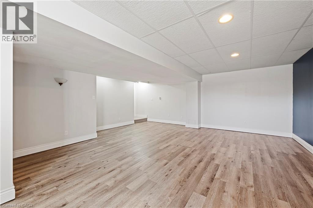 77 Morgan Drive, Caledonia, ON - Indoor Photo Showing Other Room