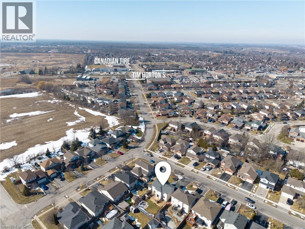 77 Morgan Drive, Caledonia, ON - Outdoor With View