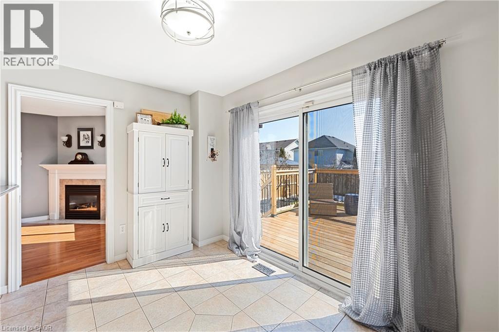 77 Morgan Drive, Caledonia, ON - Indoor Photo Showing Other Room