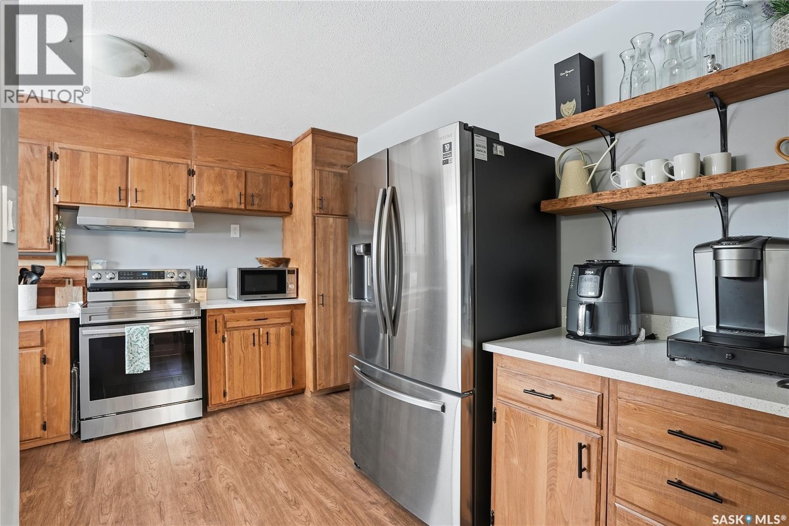 39 Cantlon Crescent, Saskatoon, SK - Indoor Photo Showing Kitchen