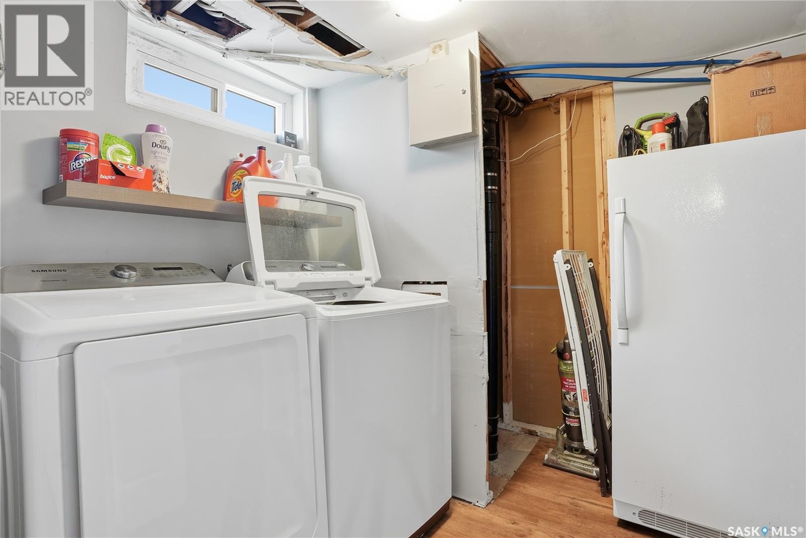 39 Cantlon Crescent, Saskatoon, SK - Indoor Photo Showing Laundry Room