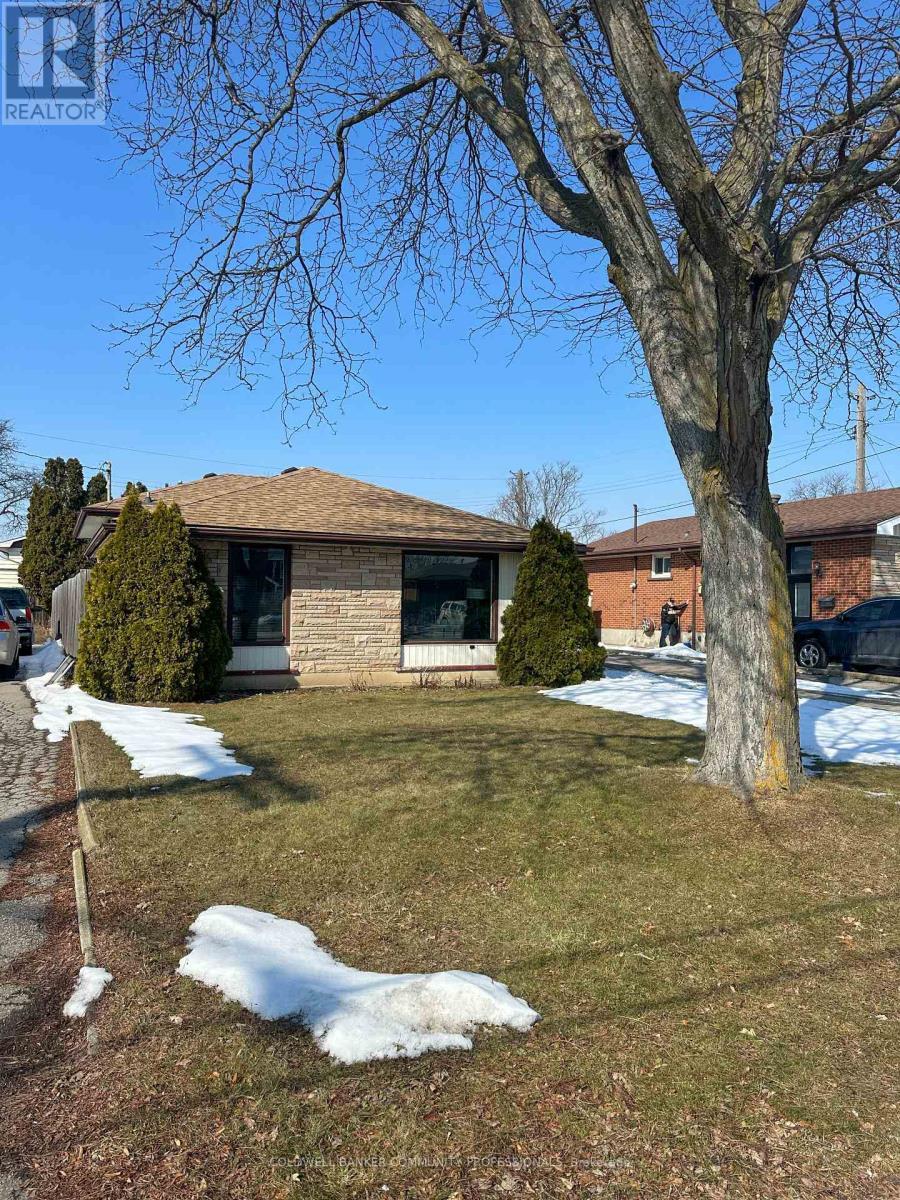 918 Upper Ottawa Street, Hamilton, ON - Outdoor