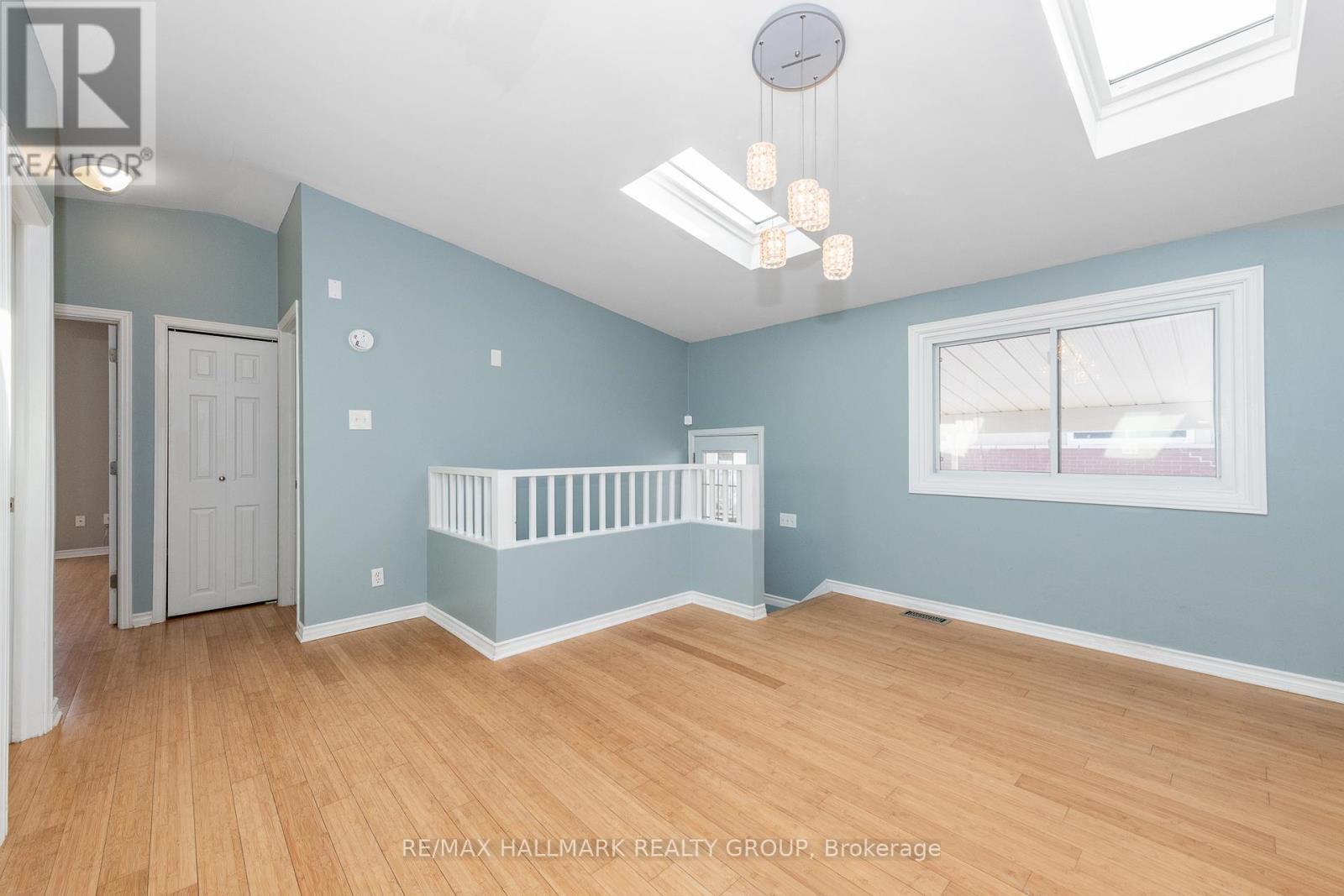 2223 Halifax Drive, Ottawa, ON - Indoor Photo Showing Other Room