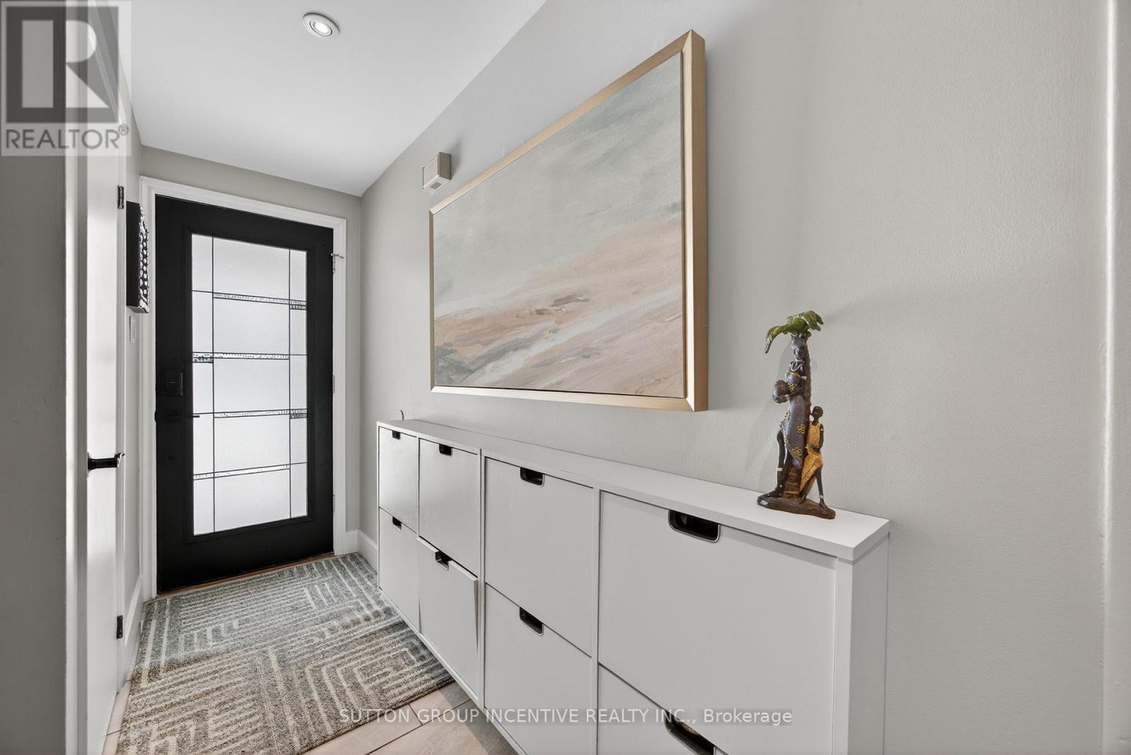 56 Shakespeare Crescent, Barrie, ON - Indoor Photo Showing Other Room