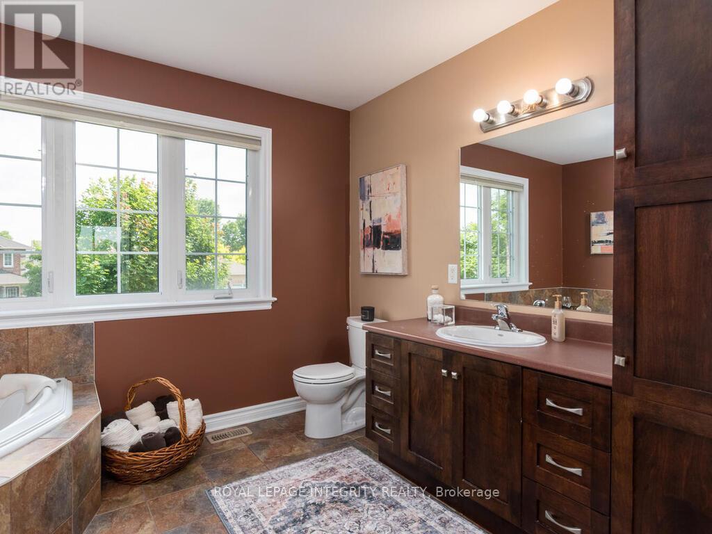 111 Comba Drive, Carleton Place, ON - Indoor Photo Showing Bathroom