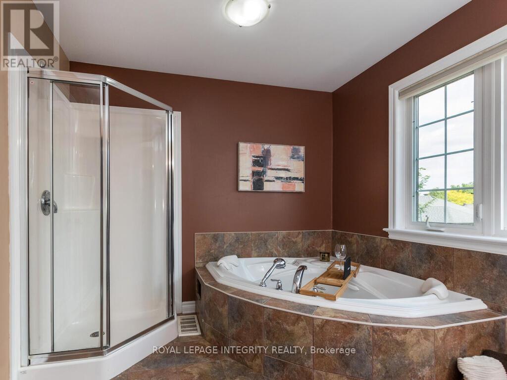 111 Comba Drive, Carleton Place, ON - Indoor Photo Showing Bathroom