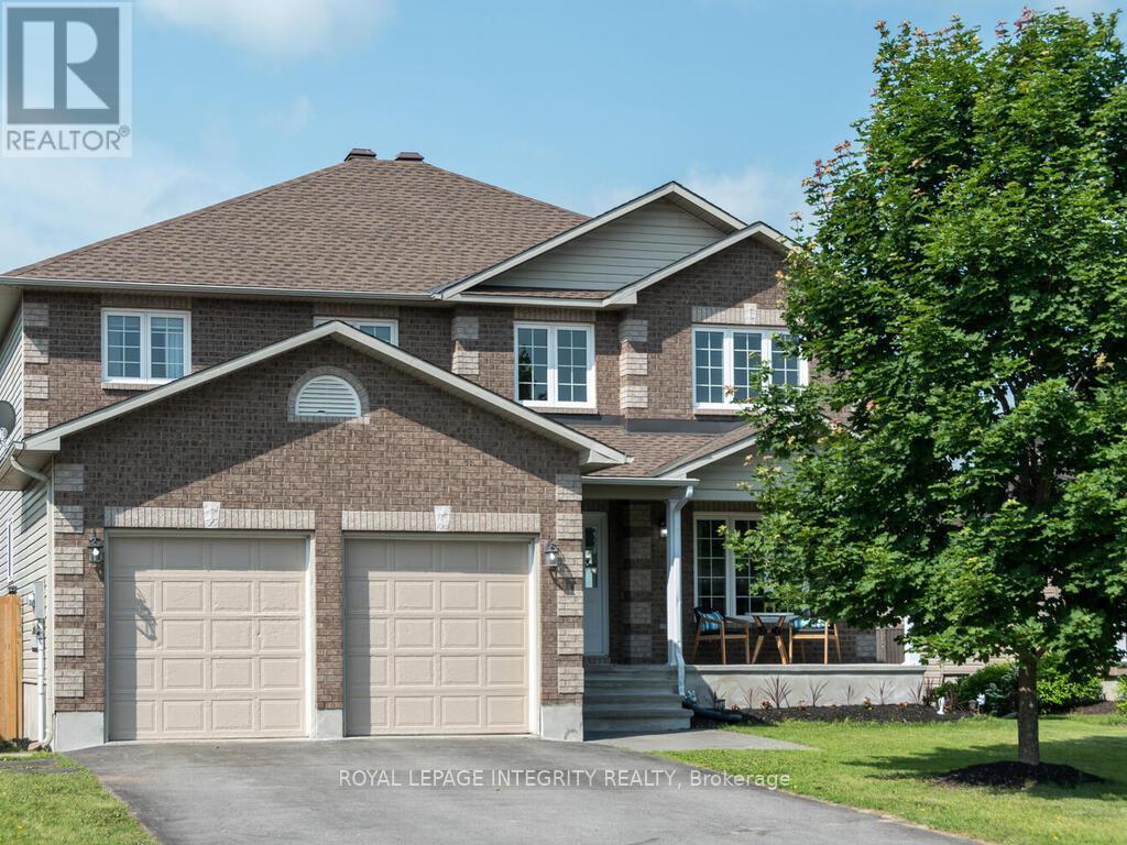 111 Comba Drive, Carleton Place, ON - Outdoor With Facade