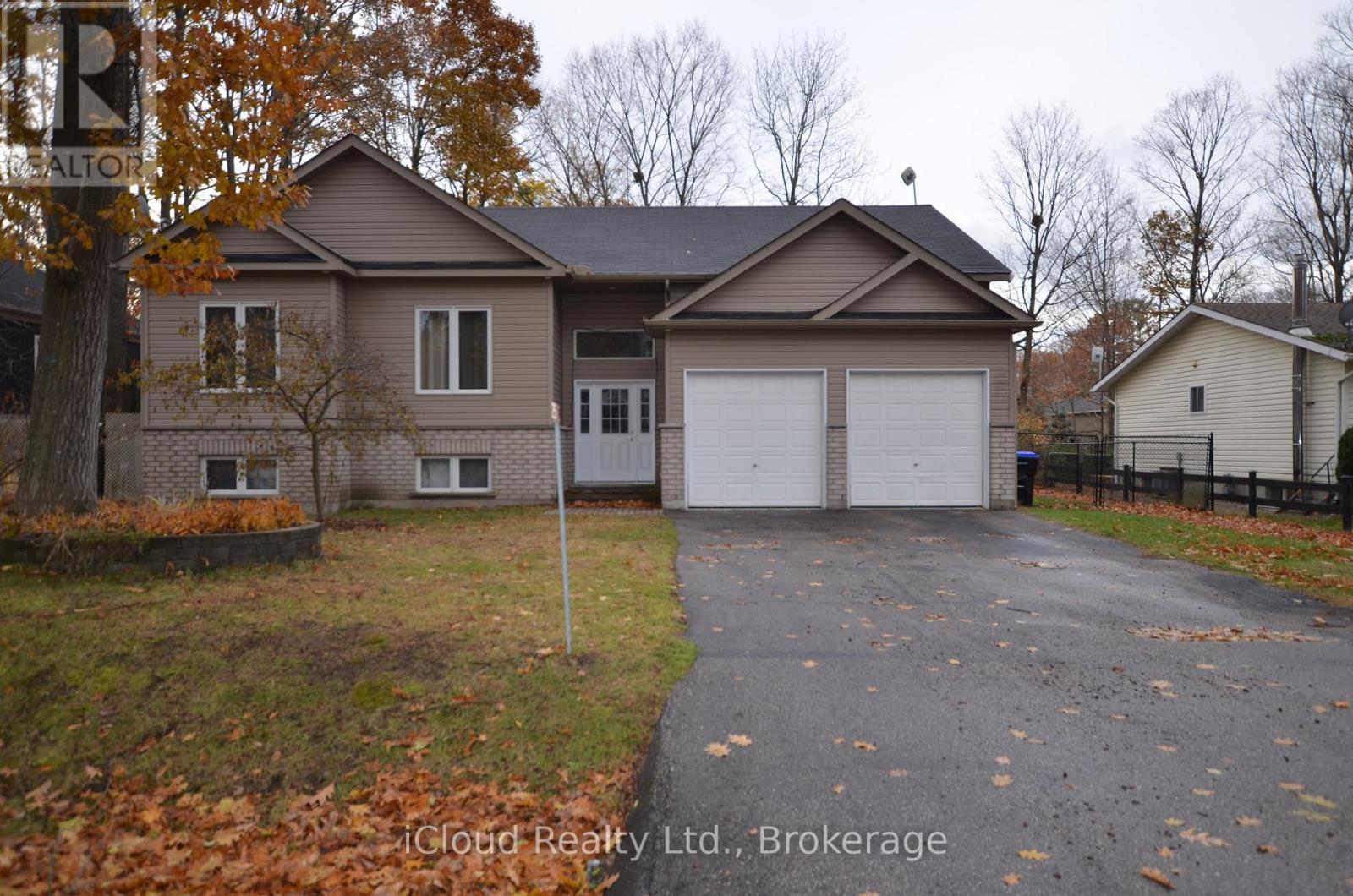 25 Rue Vanier, Tiny, ON - Outdoor With Facade