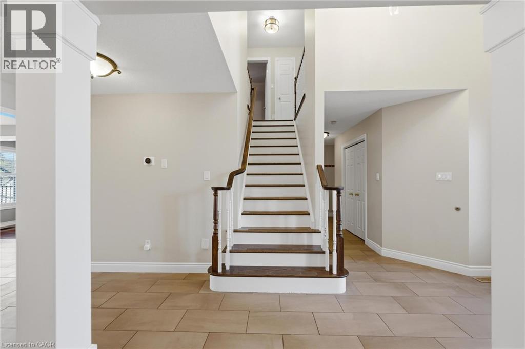 990 Upper Kenilworth Avenue, Hamilton, ON - Indoor Photo Showing Other Room