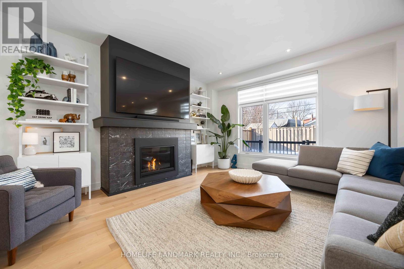 1330 Gull Crossing, Pickering, ON - Indoor Photo Showing Living Room With Fireplace