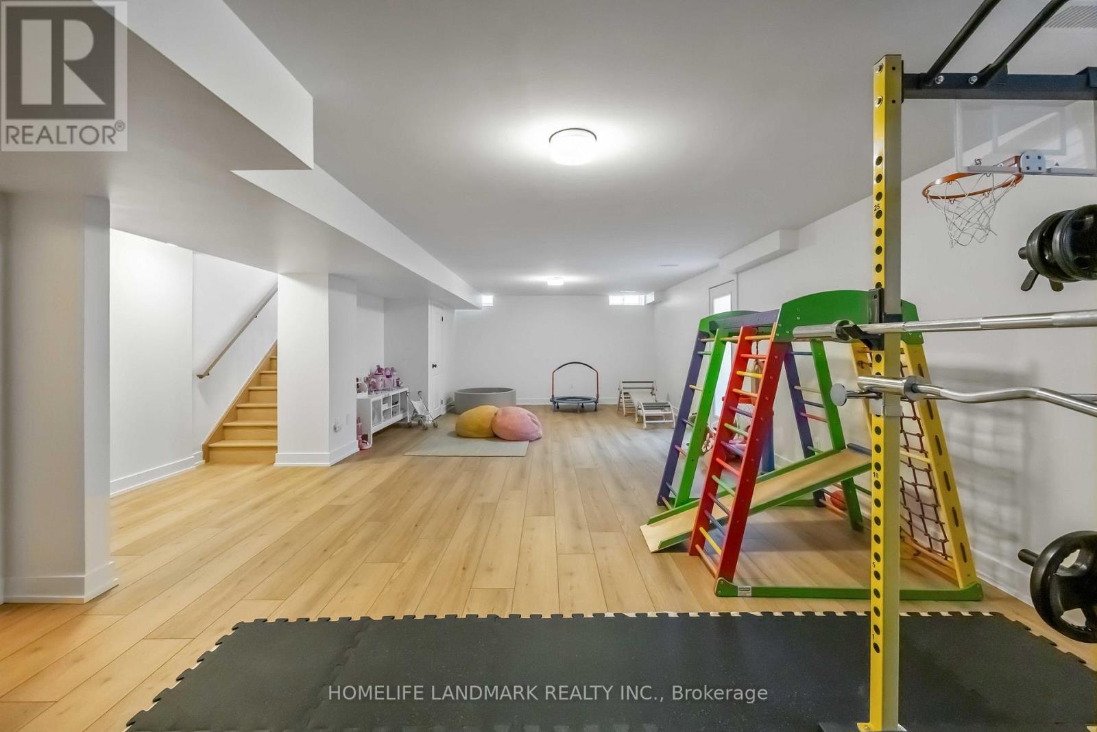 1330 Gull Crossing, Pickering, ON - Indoor Photo Showing Other Room