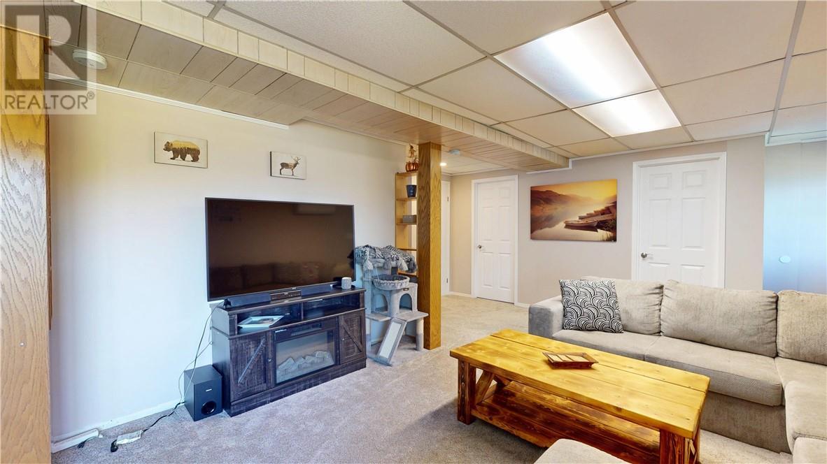 129 Maple, Kagawong, ON