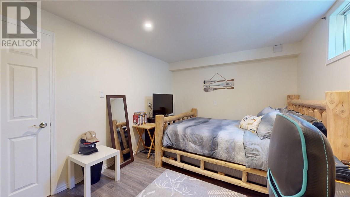 129 Maple, Kagawong, ON