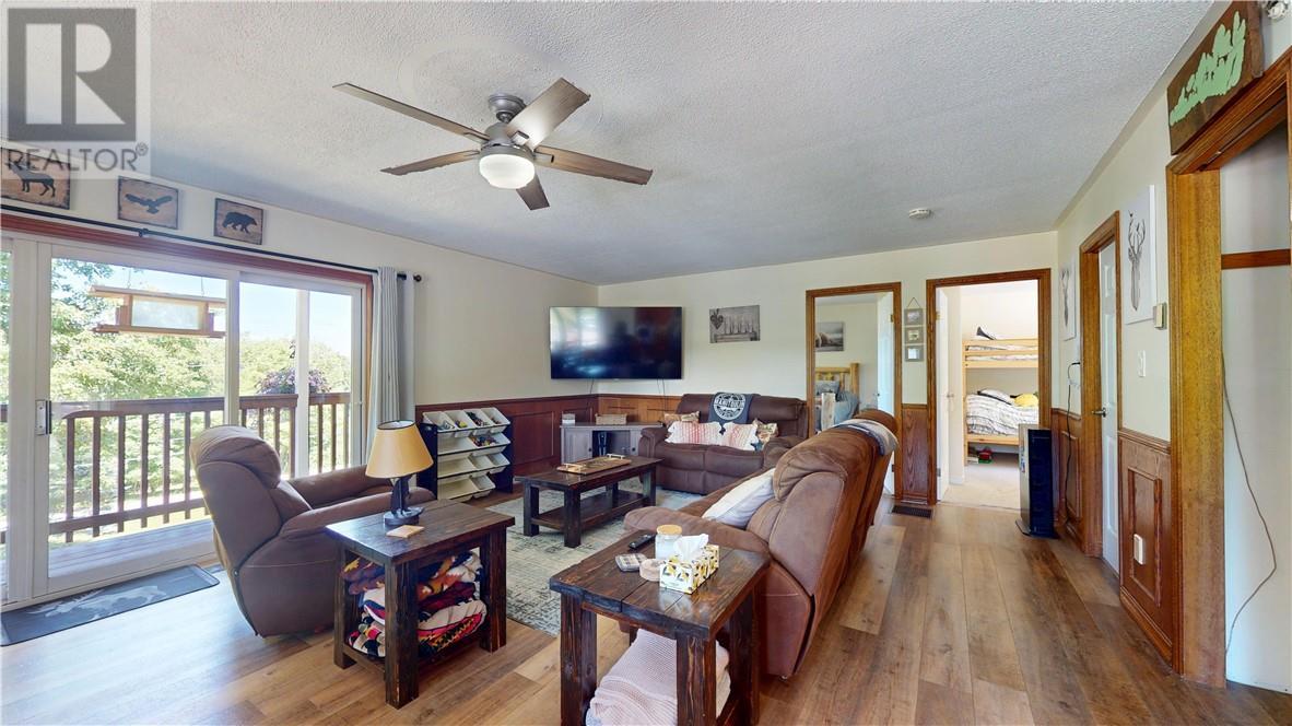 129 Maple, Kagawong, ON