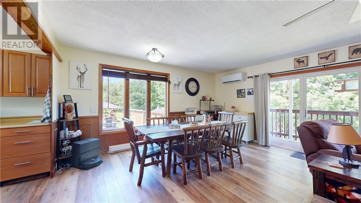 129 Maple, Kagawong, ON