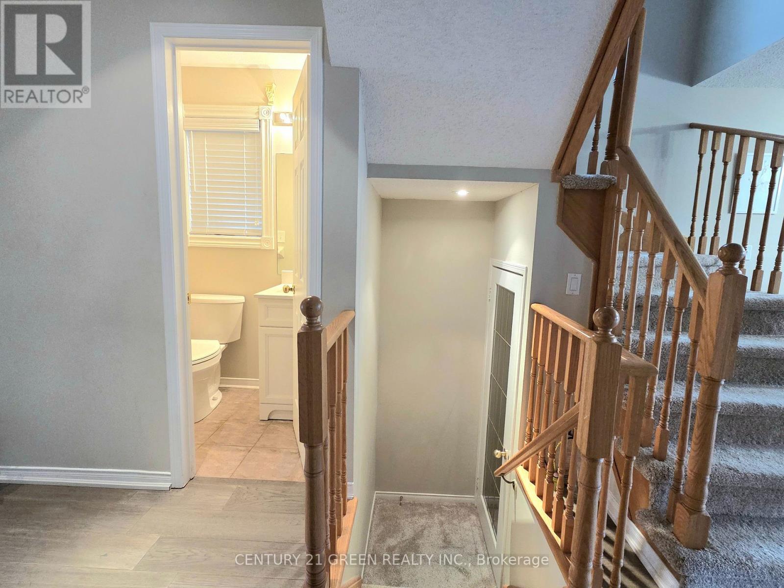 7314 Cork Tree Row, Mississauga, ON - Indoor Photo Showing Other Room