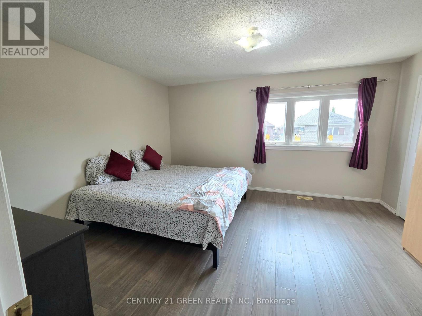 7314 Cork Tree Row, Mississauga, ON - Indoor Photo Showing Bedroom