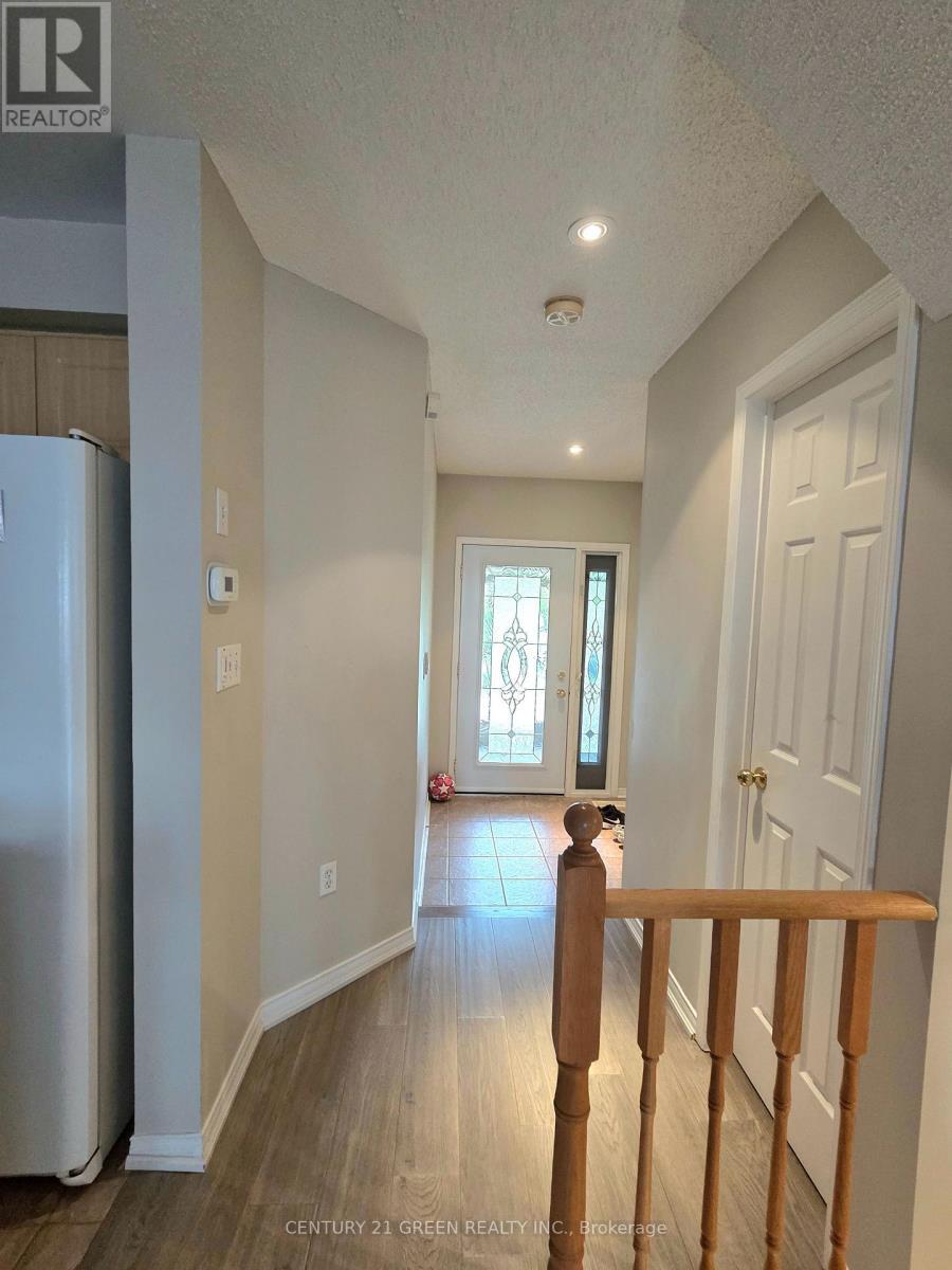 7314 Cork Tree Row, Mississauga, ON - Indoor Photo Showing Other Room