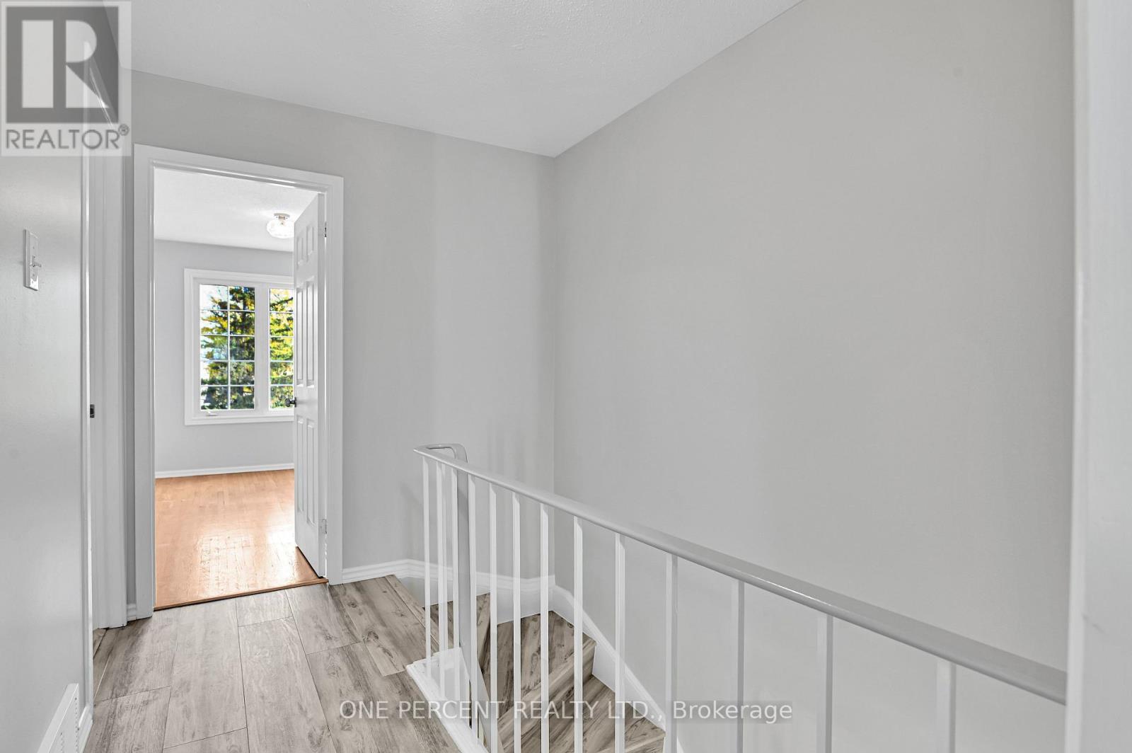 1511 Fisher Avenue, Ottawa, ON - Indoor Photo Showing Other Room