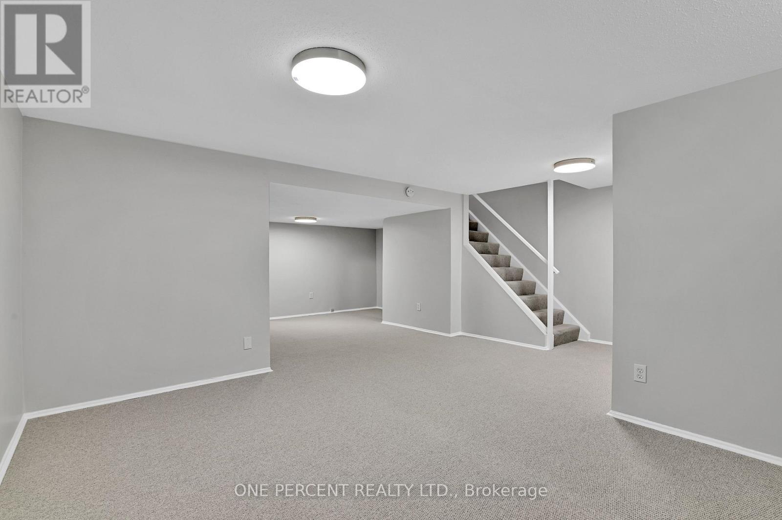 1511 Fisher Avenue, Ottawa, ON - Indoor Photo Showing Other Room