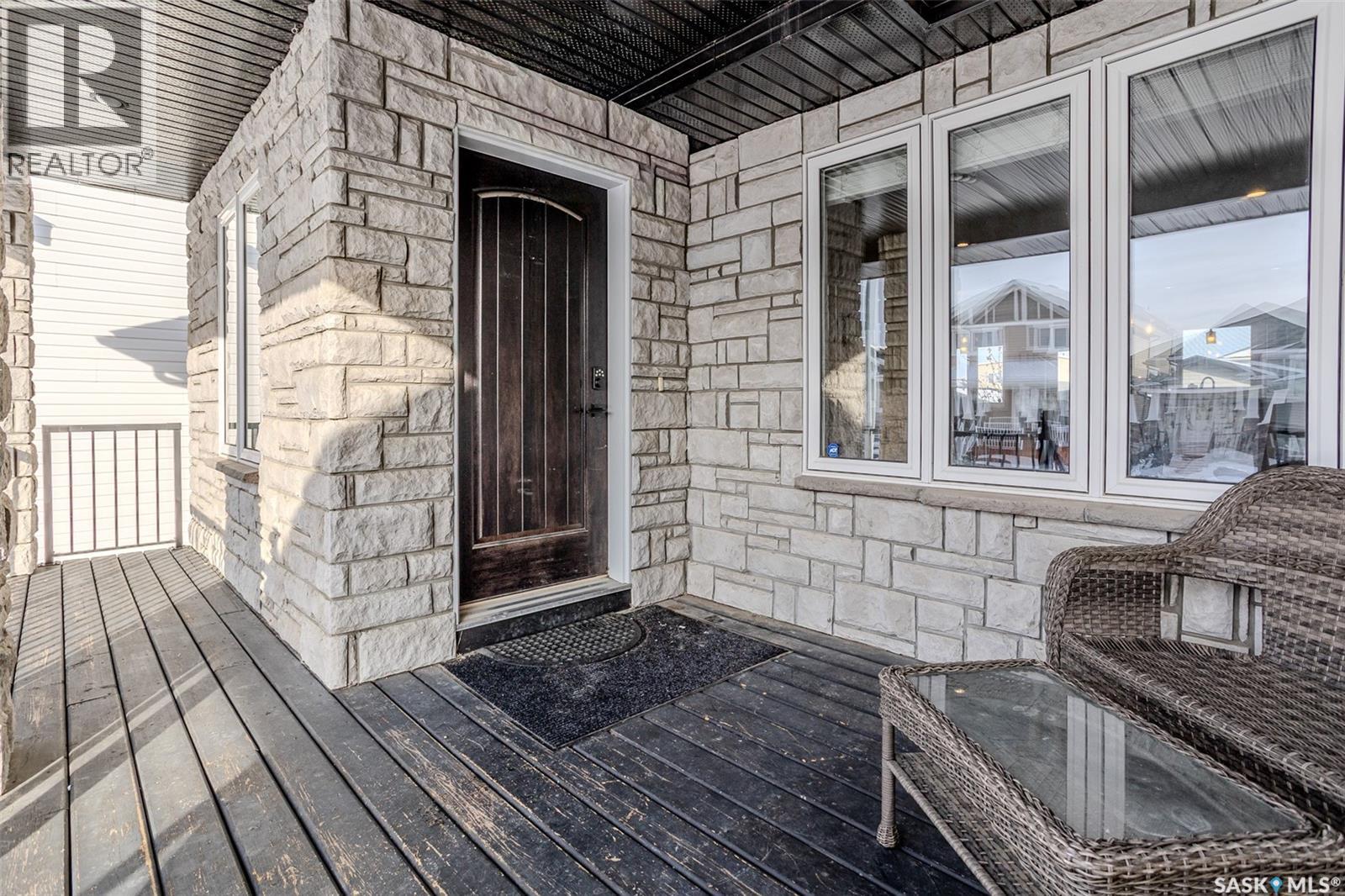 450 Kloppenburg Street, Saskatoon, SK - Outdoor With Deck Patio Veranda