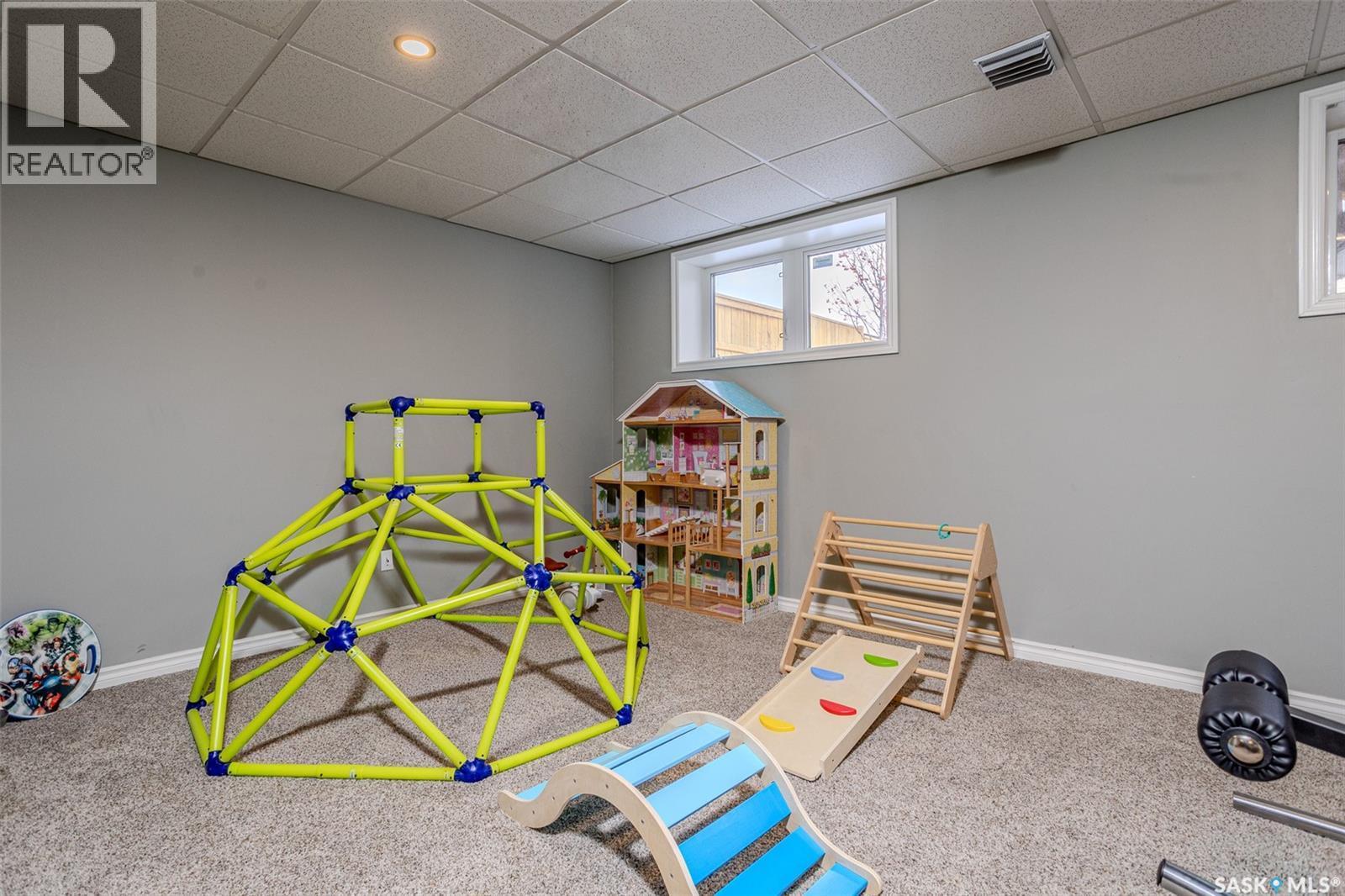 450 Kloppenburg Street, Saskatoon, SK - Indoor Photo Showing Other Room