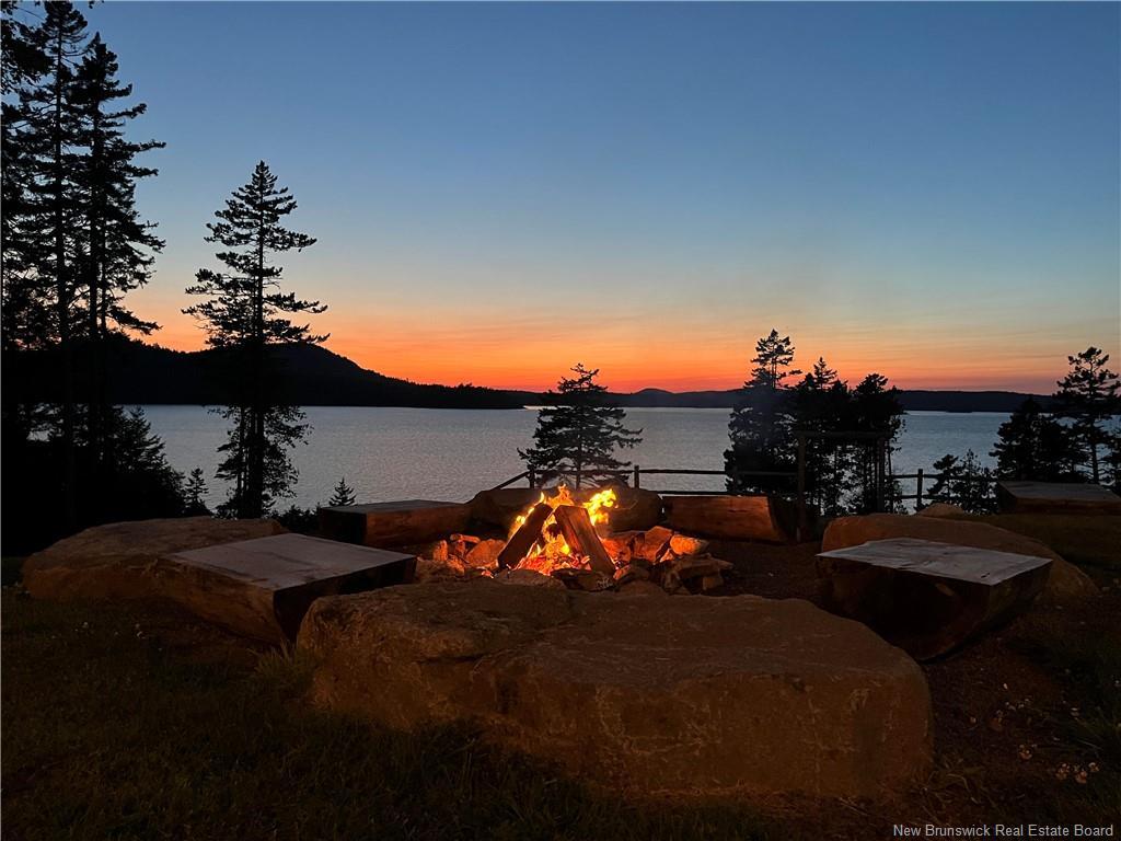 61 Bluff Rd, Utopia, NB