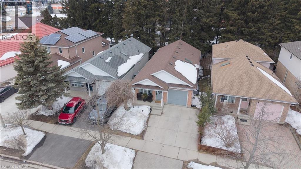 256 Grey Fox Drive, Kitchener, ON - Outdoor