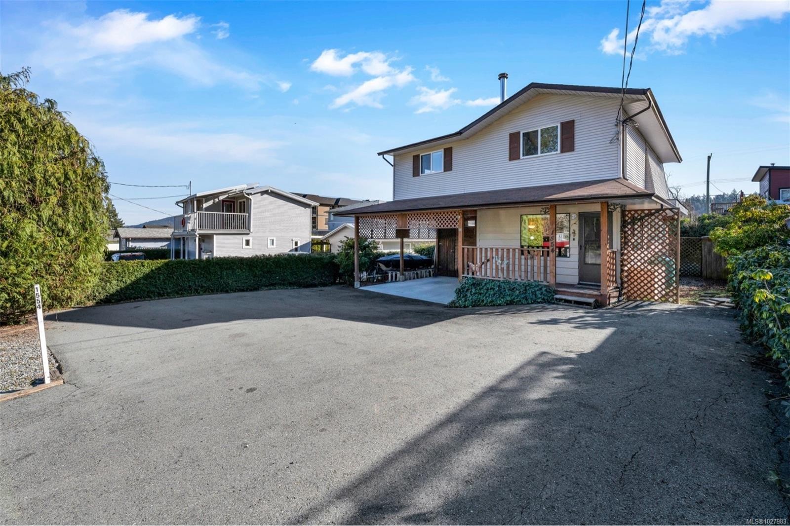1554 Chaplin St, Crofton, BC