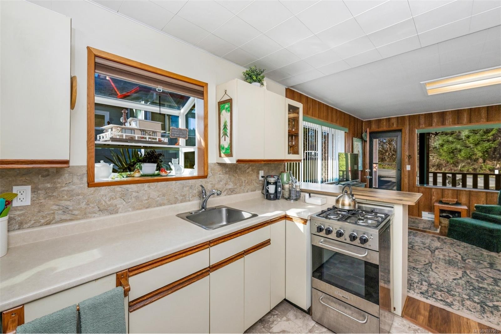 1554 Chaplin St, Crofton, BC