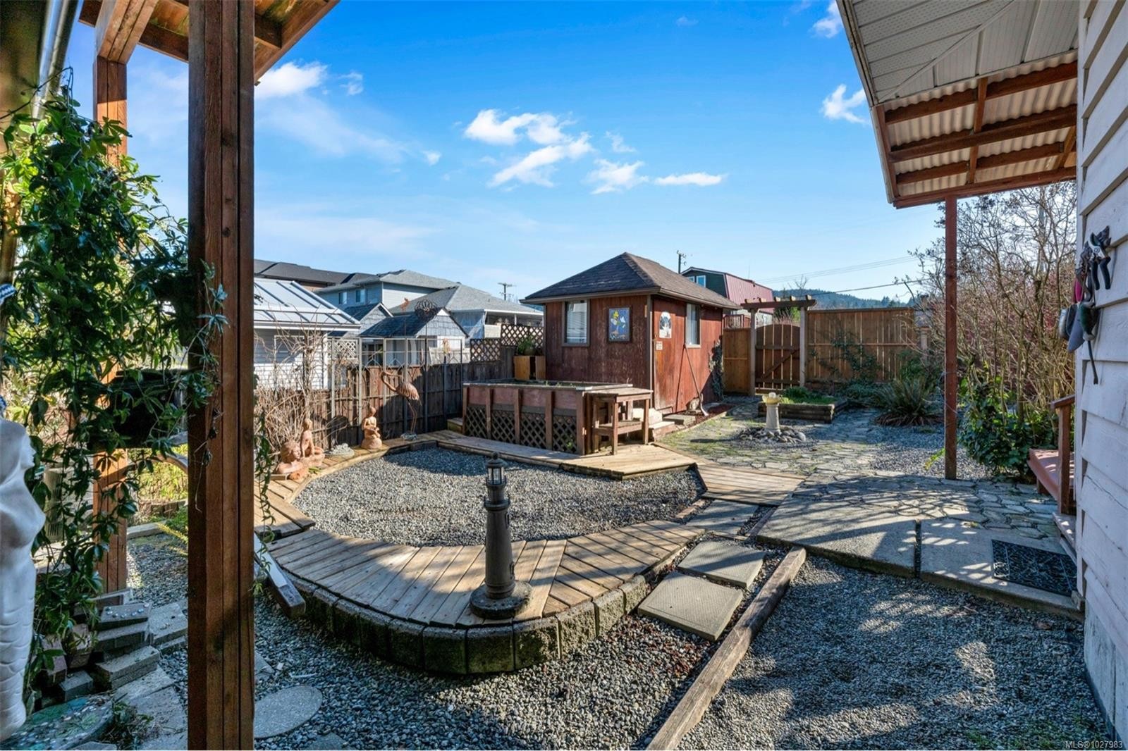 1554 Chaplin St, Crofton, BC