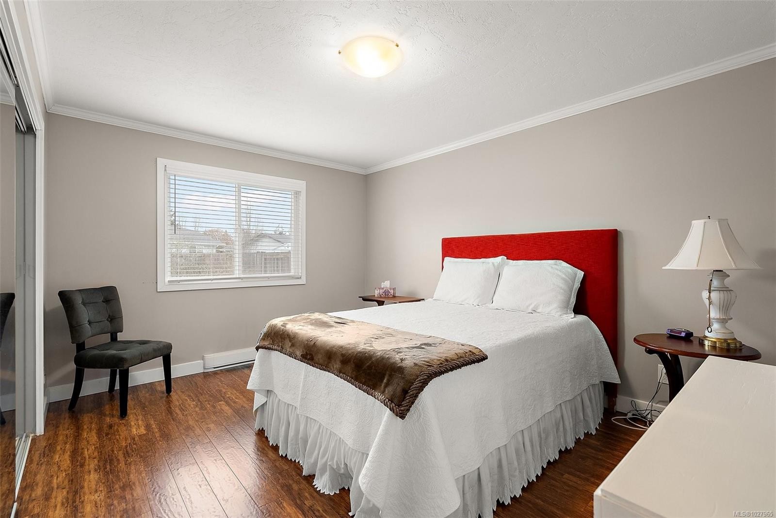 2154 Jahn Pl, Sidney, BC