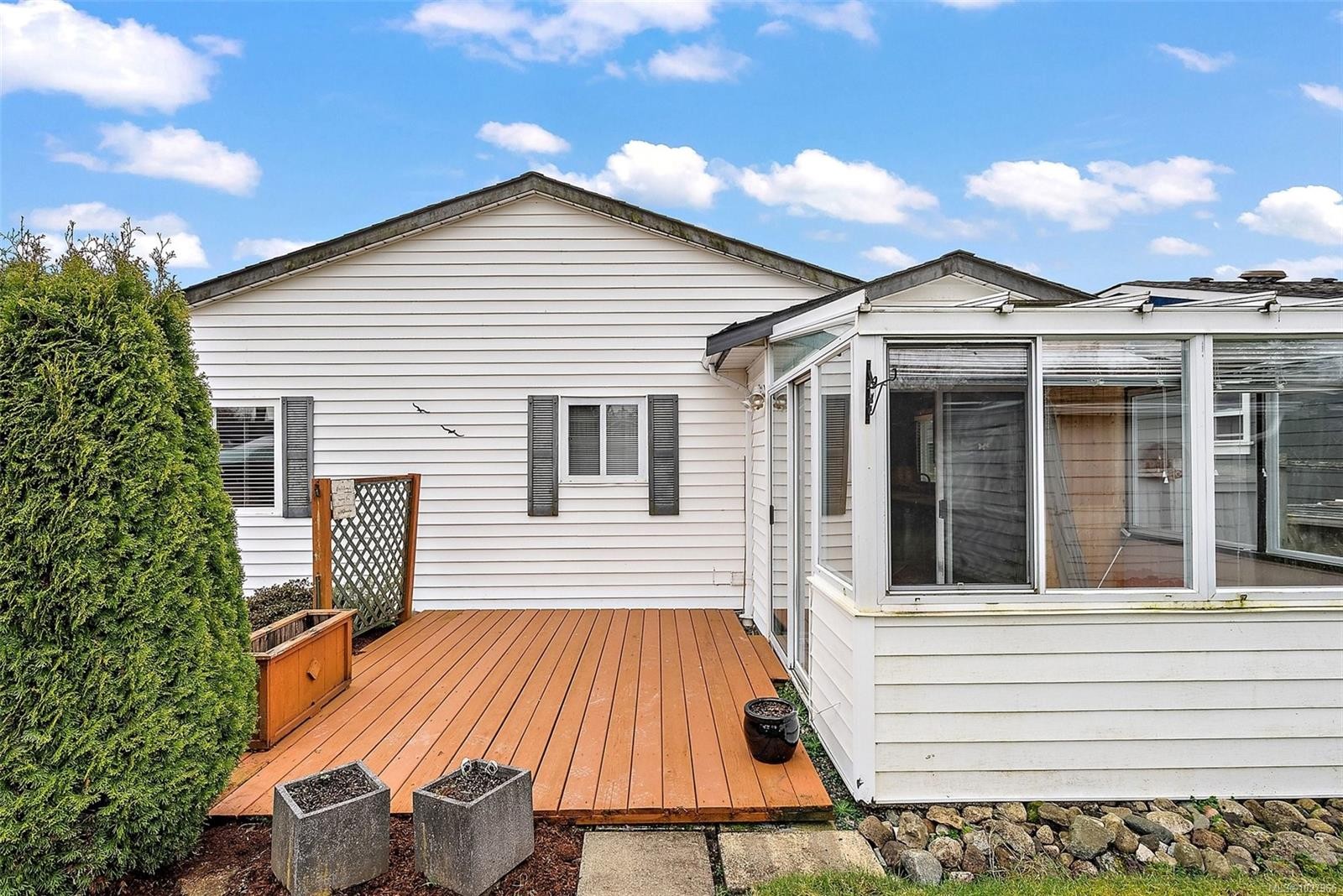 2154 Jahn Pl, Sidney, BC