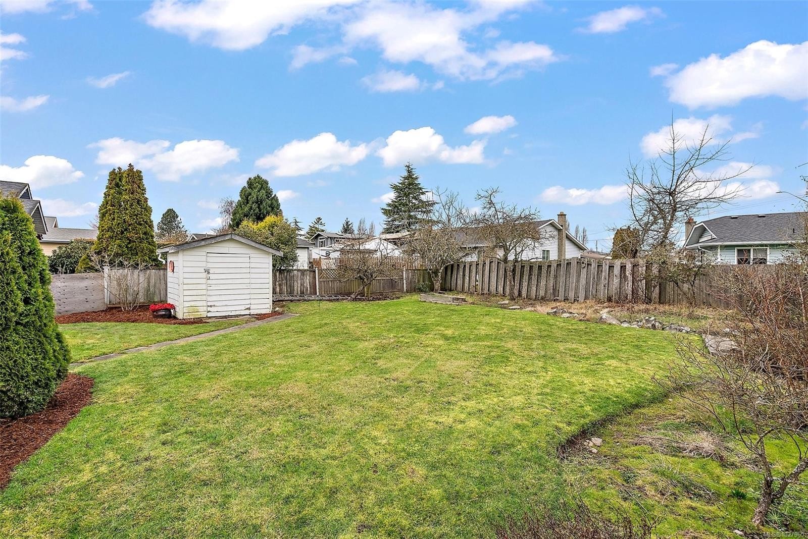 2154 Jahn Pl, Sidney, BC