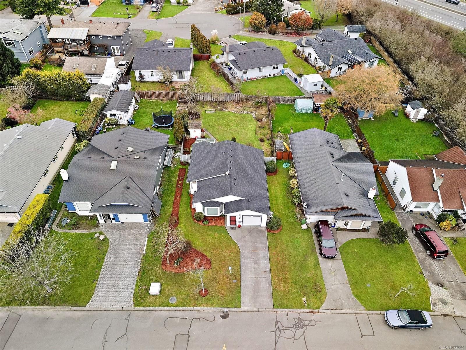 2154 Jahn Pl, Sidney, BC