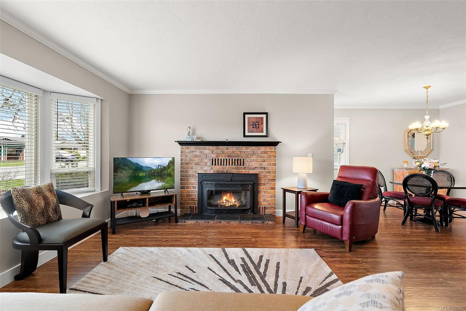 2154 Jahn Pl, Sidney, BC